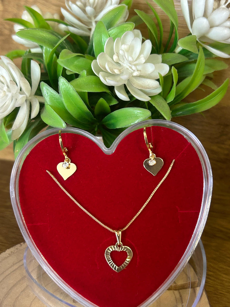 Conjunto Três Corações Banhado a Ouro 18K