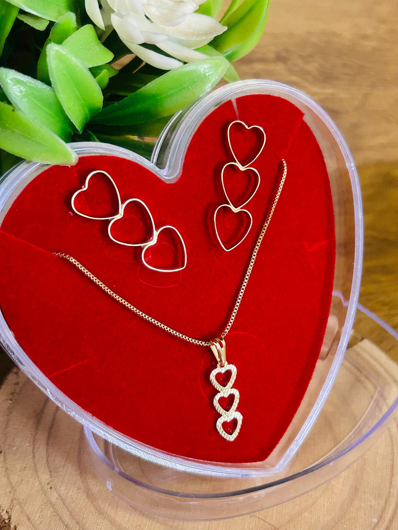 Conjunto Corações Pêndulo Banhado a Ouro 18k