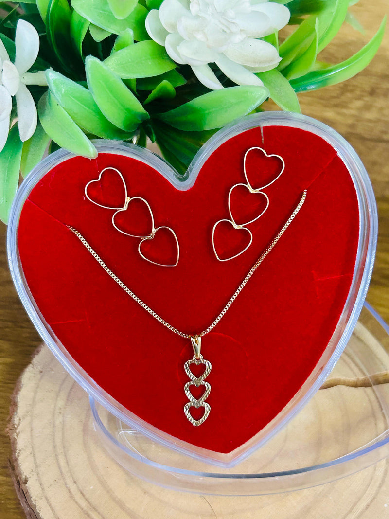 Conjunto Corações Pêndulo Banhado a Ouro 18k