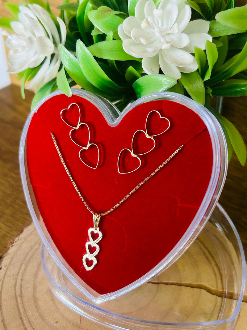 Conjunto Corações Pêndulo Banhado a Ouro 18k