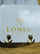 Brinco Mini Rosa Banhado a Ouro 18k