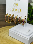 Trio de Brincos Com Zircônia Rosa em V Banhado em Ouro 18k