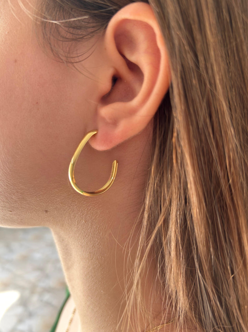 Brinco Argola Meia Lua Liso Banhado a Ouro 18k