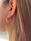 Brinco Argolinha Lisa Oval Banhado a Ouro 18k