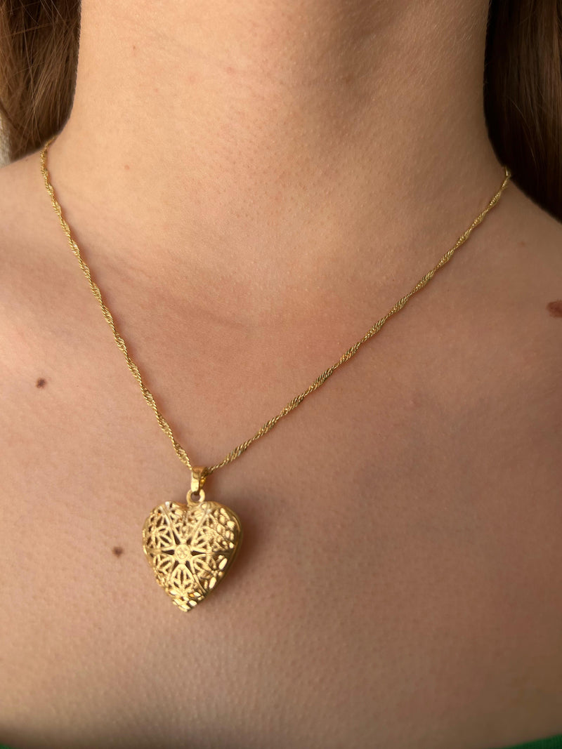 Corrente Coração Relicário Banhado a Ouro 18K