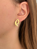 Brinco Lua Lisa Banhado a Ouro 18k