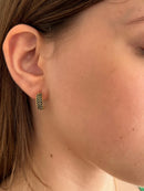 Brinco Argolinha Meia Lua com Zircônia Preto Banhado a Ouro 18k