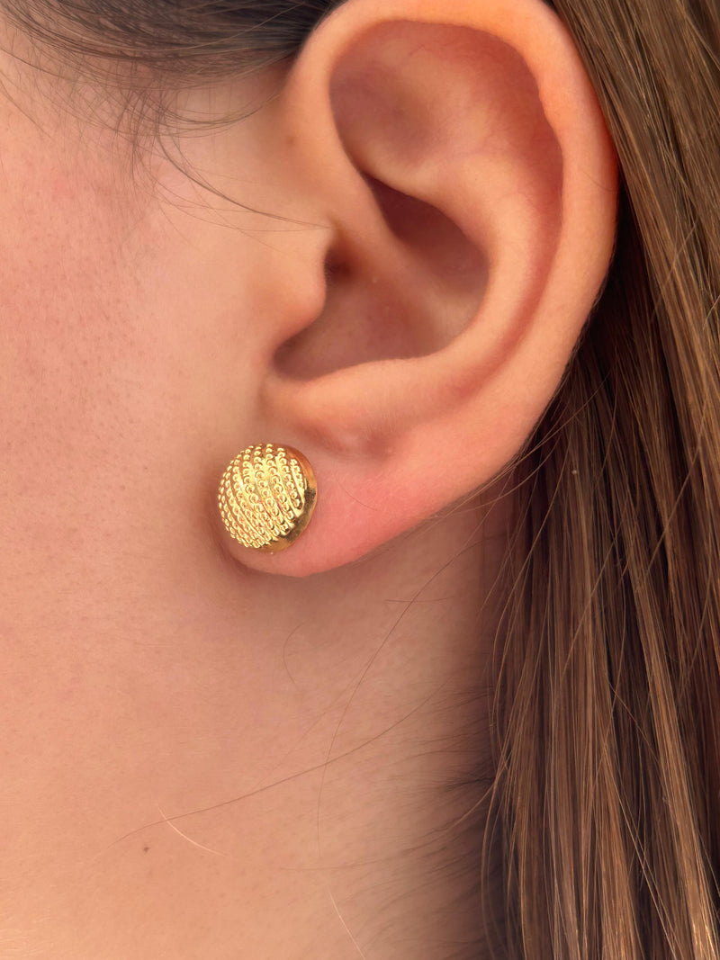 Brinco Botão Pontilhado Banhado a Ouro 18k