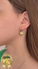 Brinco Argolinha Coração Abaulado Riscado Banhado a Ouro 18k