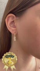 Brinco Argolinha em V com Pedrinhas Banhado a Ouro 18k